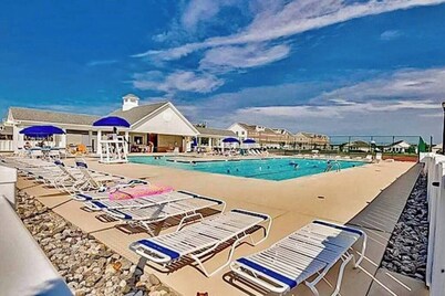 Rehoboth/Lewes Condo-Many Amenities(Dog Friendly)