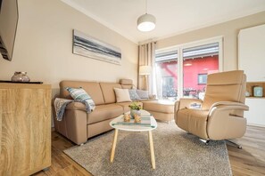 Fernseher, Stereoanlage