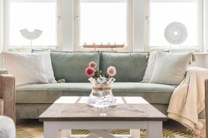 Fernseher, Stereoanlage