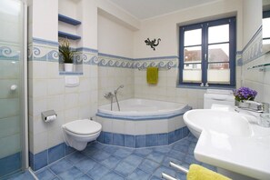 Unclassified image, 4 of 23, button - Neue Reihe 43 "Villa Regulus" ground floor (Whg. 1) - Cozy vacation apartment in the heart of the city (Zingst)