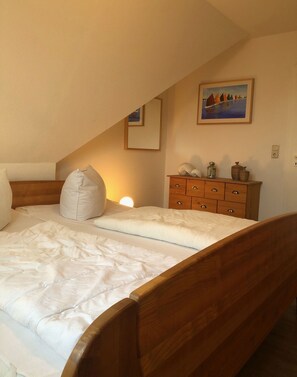 3 bedrooms, WiFi - Strandstrasse 51 Whg. 11 - Modern and comfortable vacation apartment (Zingst)