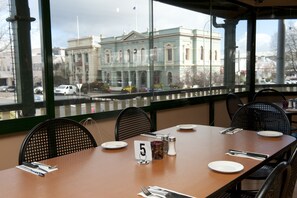 Restaurant - Metropolitan Hotel Orange (Orange)