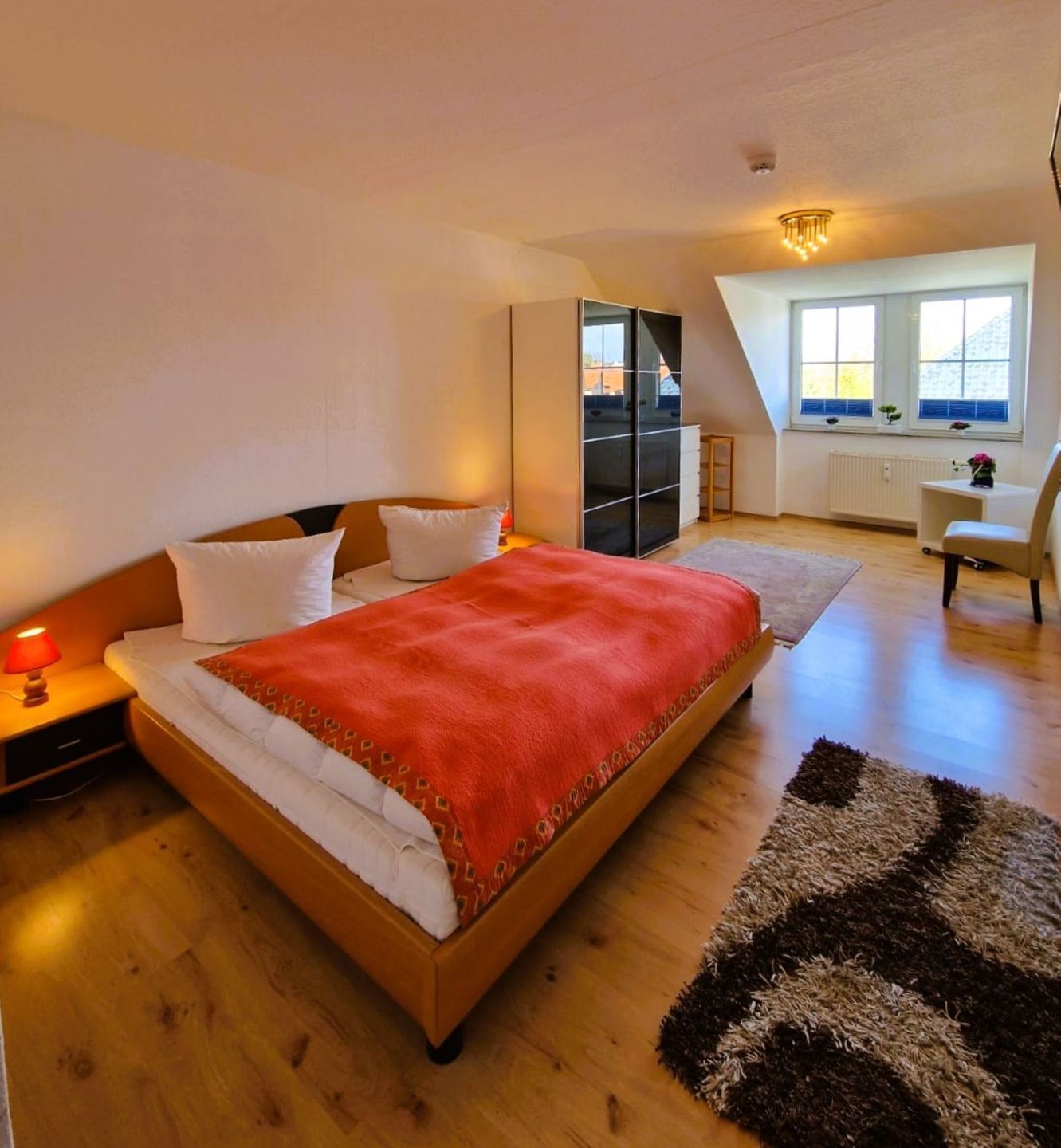 2 bedrooms