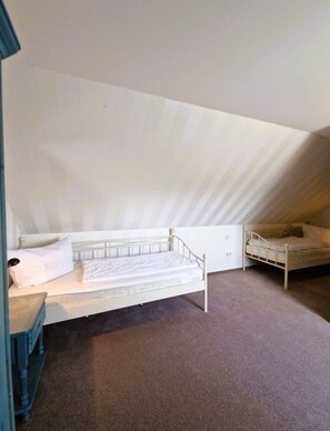 Imagen sin descripción, 4 de 25, botón