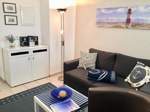 Fernseher, Stereoanlage