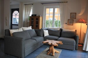 TV, peis og stereoanlegg