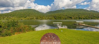 The Riverhouse | On The Water | Large Deck Space!