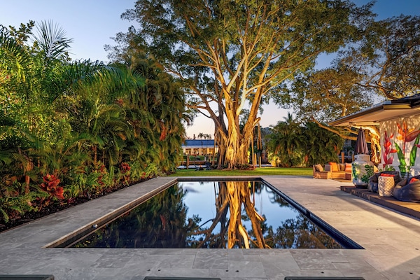 Udendørs pool, opvarmet pool