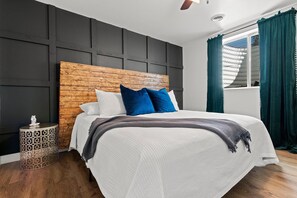 6 bedrooms, iron/ironing board, free WiFi, bed sheets