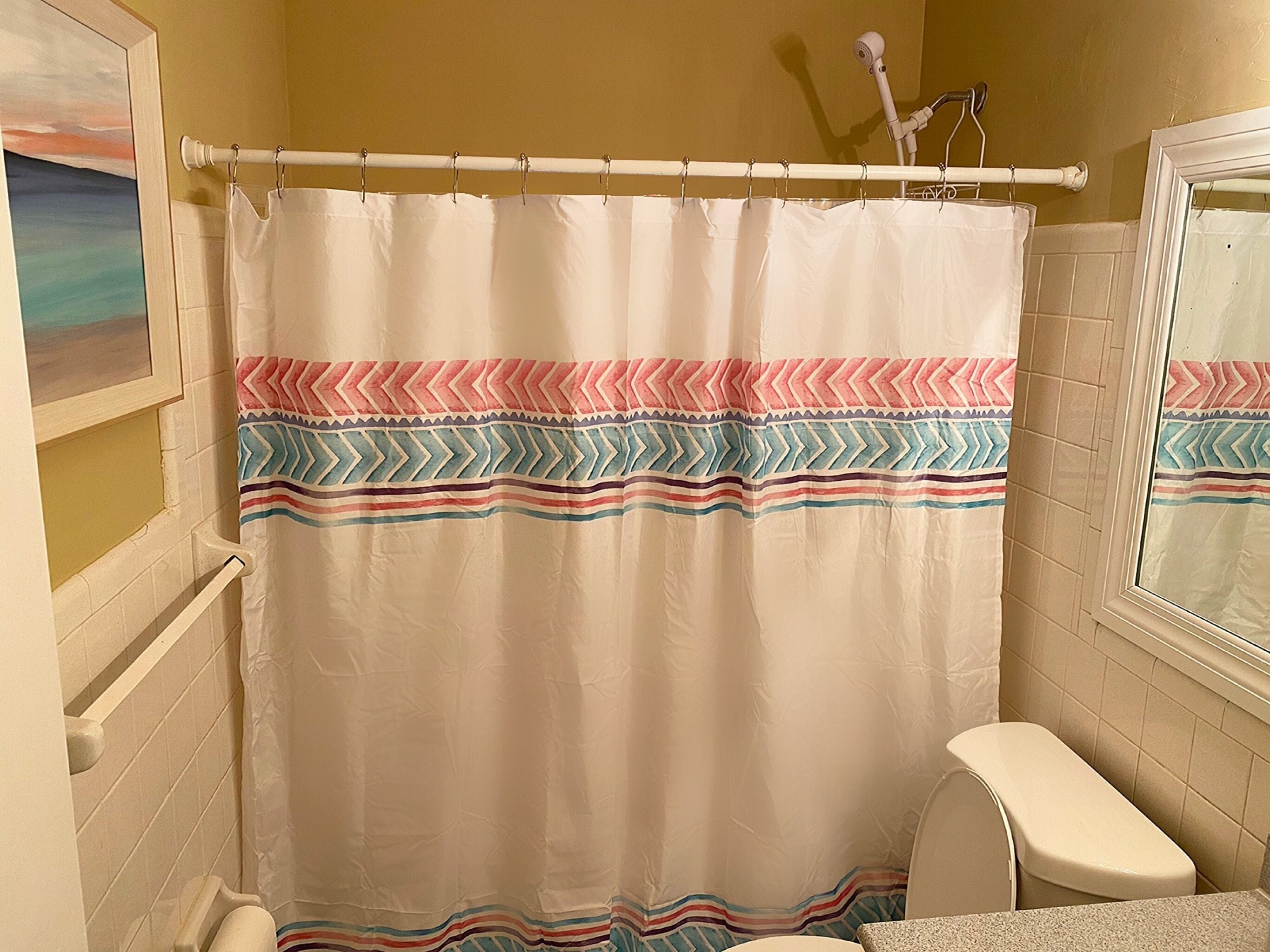 Combinazione doccia/vasca, asciugacapelli, asciugamani, sapone