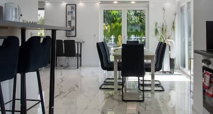 Luxury New-Build Villa with Garden, Terrace, Air Conditioning, and Wi-Fi