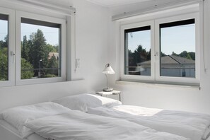 5 chambres, accès au Wi-Fi (inclus), literie fournie