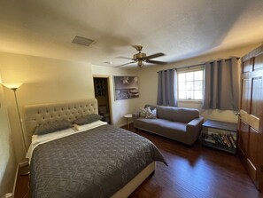 1 chambre, fer et planche à repasser, Wi-Fi gratuit, draps fournis