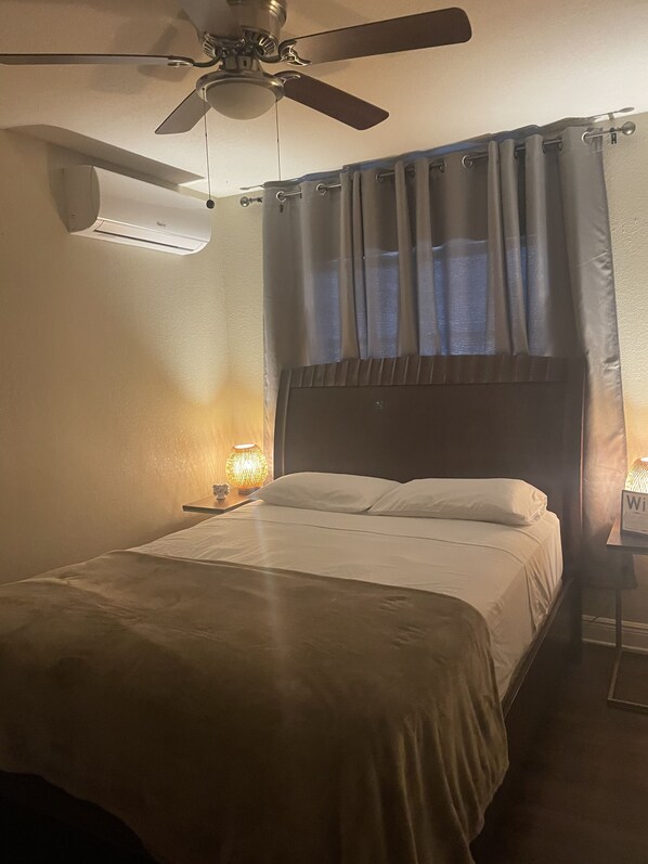 1 soverom, wi-fi (inkludert) og sengetøy