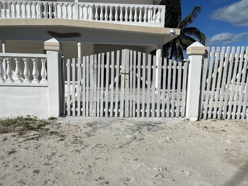 Beautiful Beach home in Churburna