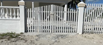 Beautiful Beach home in Churburna