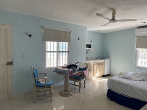 4 bedrooms, free WiFi, bed sheets