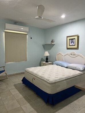 4 bedrooms, free WiFi, bed sheets