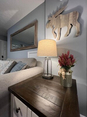 2 slaapkamers, een strijkplank/strijkijzer, wifi, beddengoed