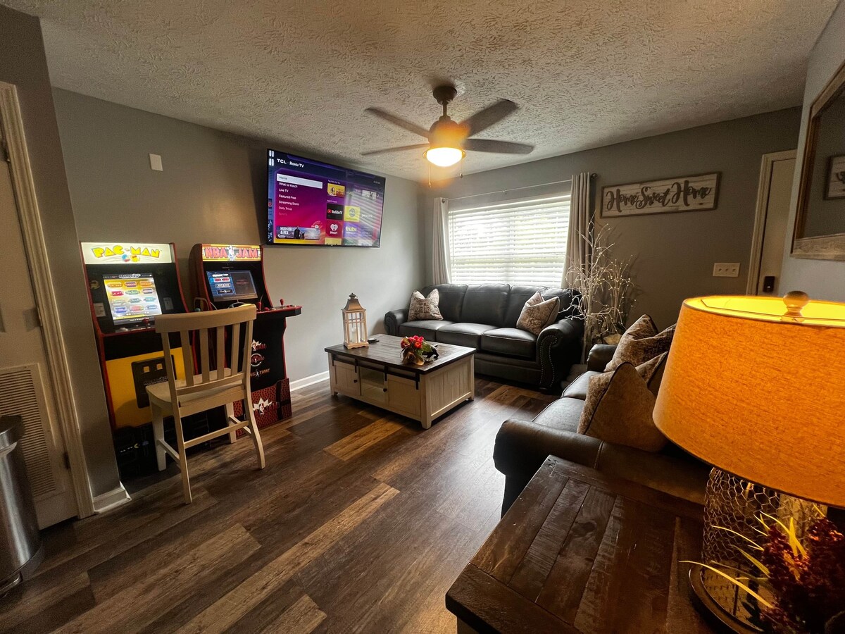 Amazing Beds!-2 miles to Dollywood-The Island-Tanger