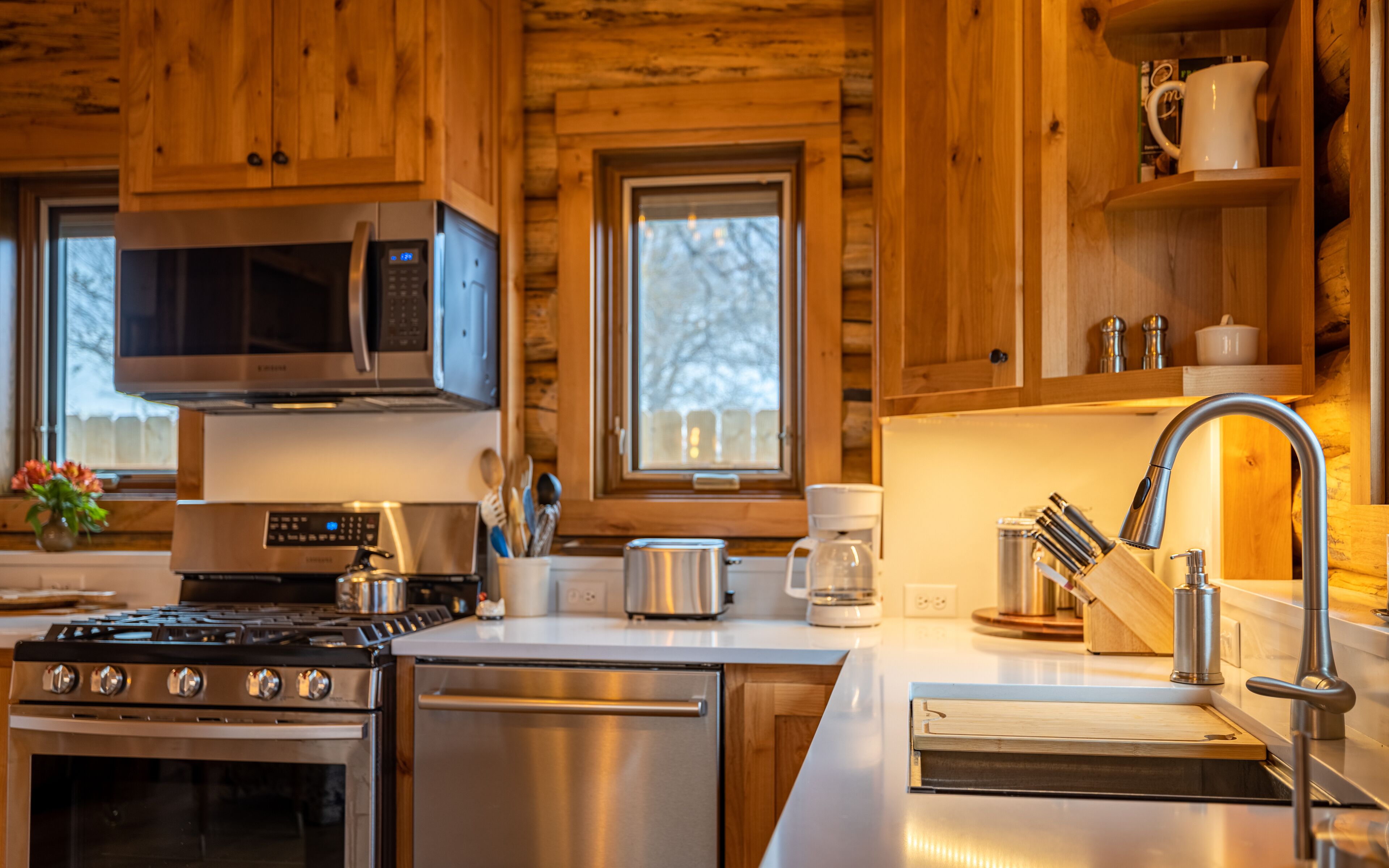 Plenty of equipment and utensils to cook meals