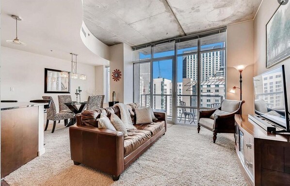 تلفزيون ذكي