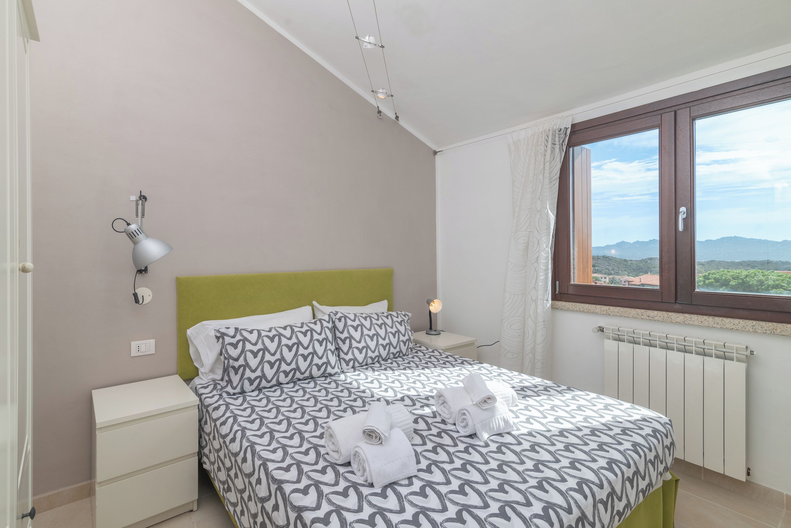 2 soverom, wi-fi (inkludert) og sengetøy