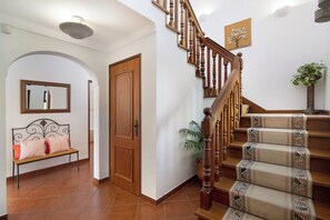 Interior - Pet-friendly Casa da Alfarrobeira with Pool & Wi-Fi (Loulé)