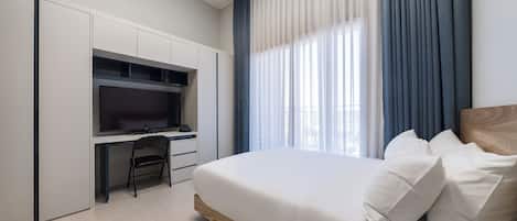 Deluxe Twin Room, 2 Queen Beds, Non Smoking, Kitchen