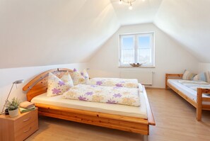 1 Schlafzimmer, Reisekinderbett, WLAN