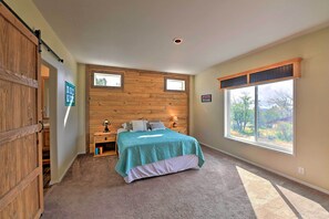 3 habitaciones, escritorio, cuna de viaje y internet 
