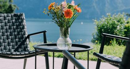 Wake up with a view of the mountain and lake