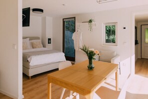 1 Schlafzimmer, Bügeleisen/Bügelbrett, kostenloses WLAN, Bettwäsche