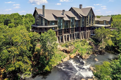 Grand Bohemian Lodge Greenville, Autograph Collection