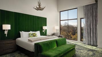 Loft, 1 Bedroom | Premium bedding, down comforters, in-room safe, desk