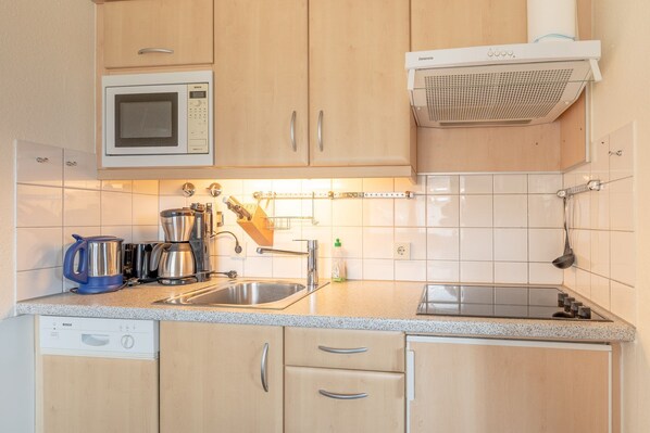 Kühlschrank, Ofen, Geschirrspüler