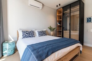 4 chambres, fer et planche à repasser, Wi-Fi, draps fournis