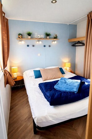 3 Schlafzimmer, Bügeleisen/Bügelbrett