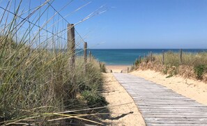 In Strandnähe, Liegestühle