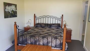 2 chambres, fer et planche Ă repasser, lit parapluie, Wi-Fi