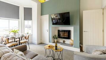 Smart TV, fireplace, offices