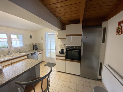 Family house la faute sur mer sleeps 14