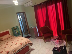 1 bedroom, free WiFi, bed sheets