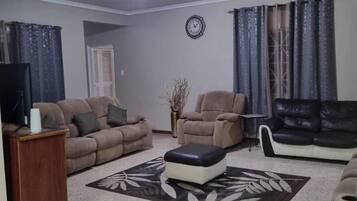 30-inch TV with digital channels