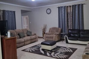 30-inch TV with digital channels