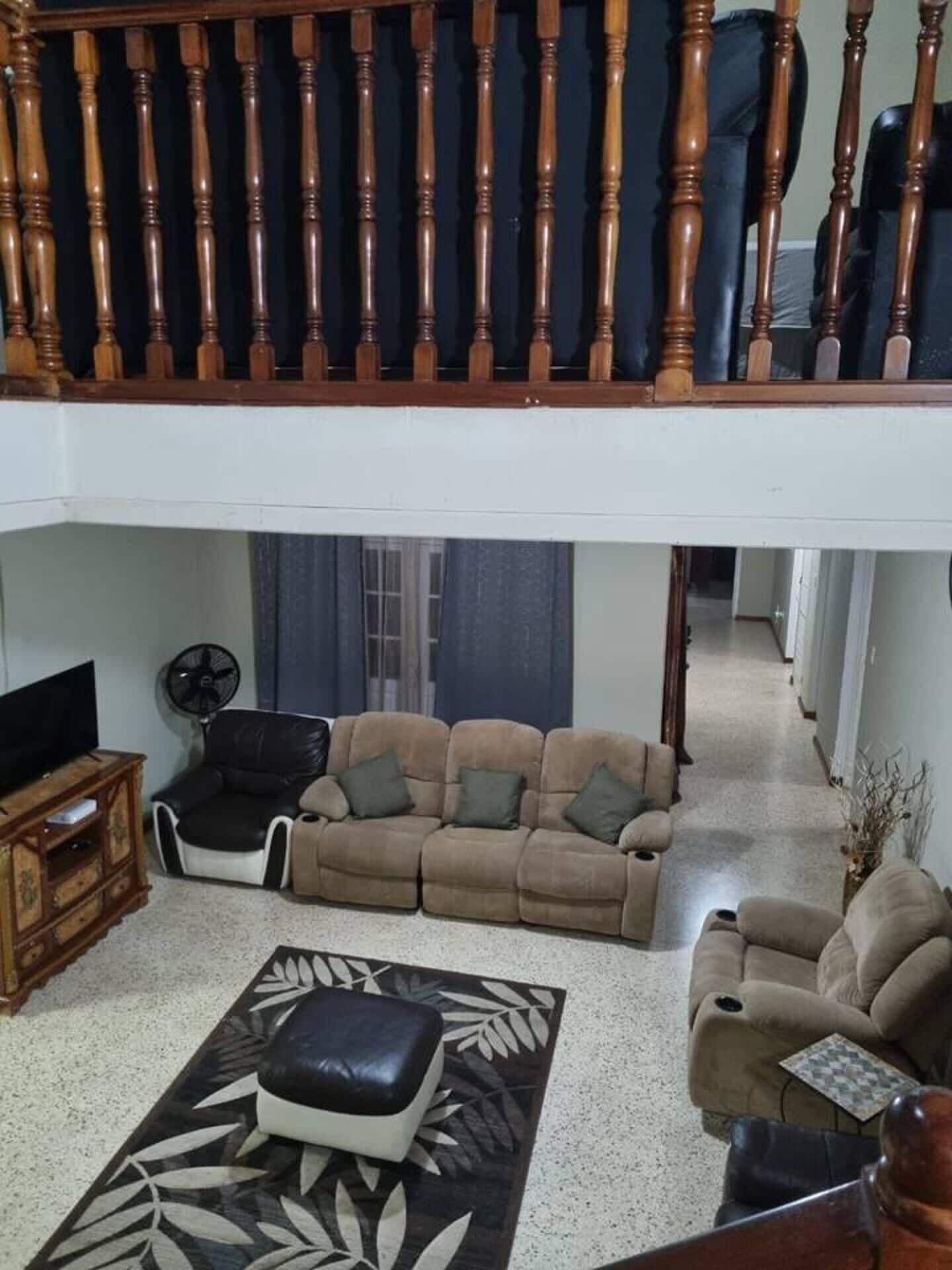 Stunning 3-bedroom House in Ocho Rios Upton