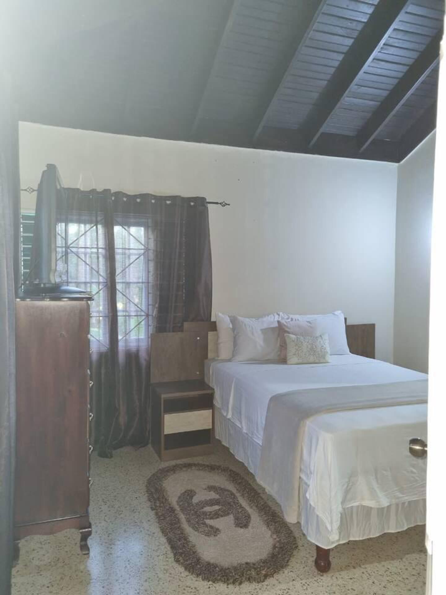 Stunning 3-bedroom House in Ocho Rios Upton