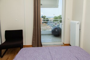Design Apartment | 2 bedrooms, individually decorated, individually furnished, desk