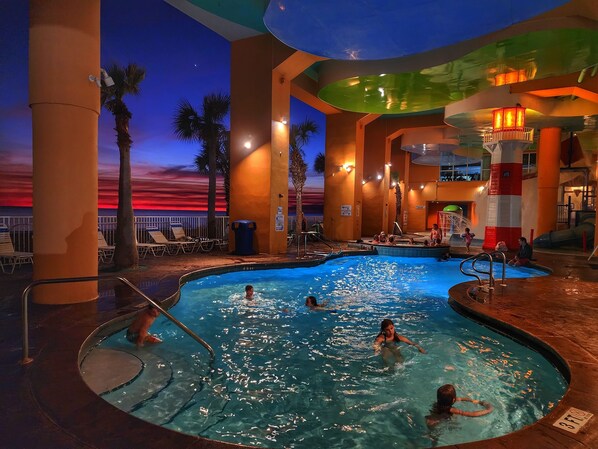 Ulkouima-allas, lämmitetty uima-allas