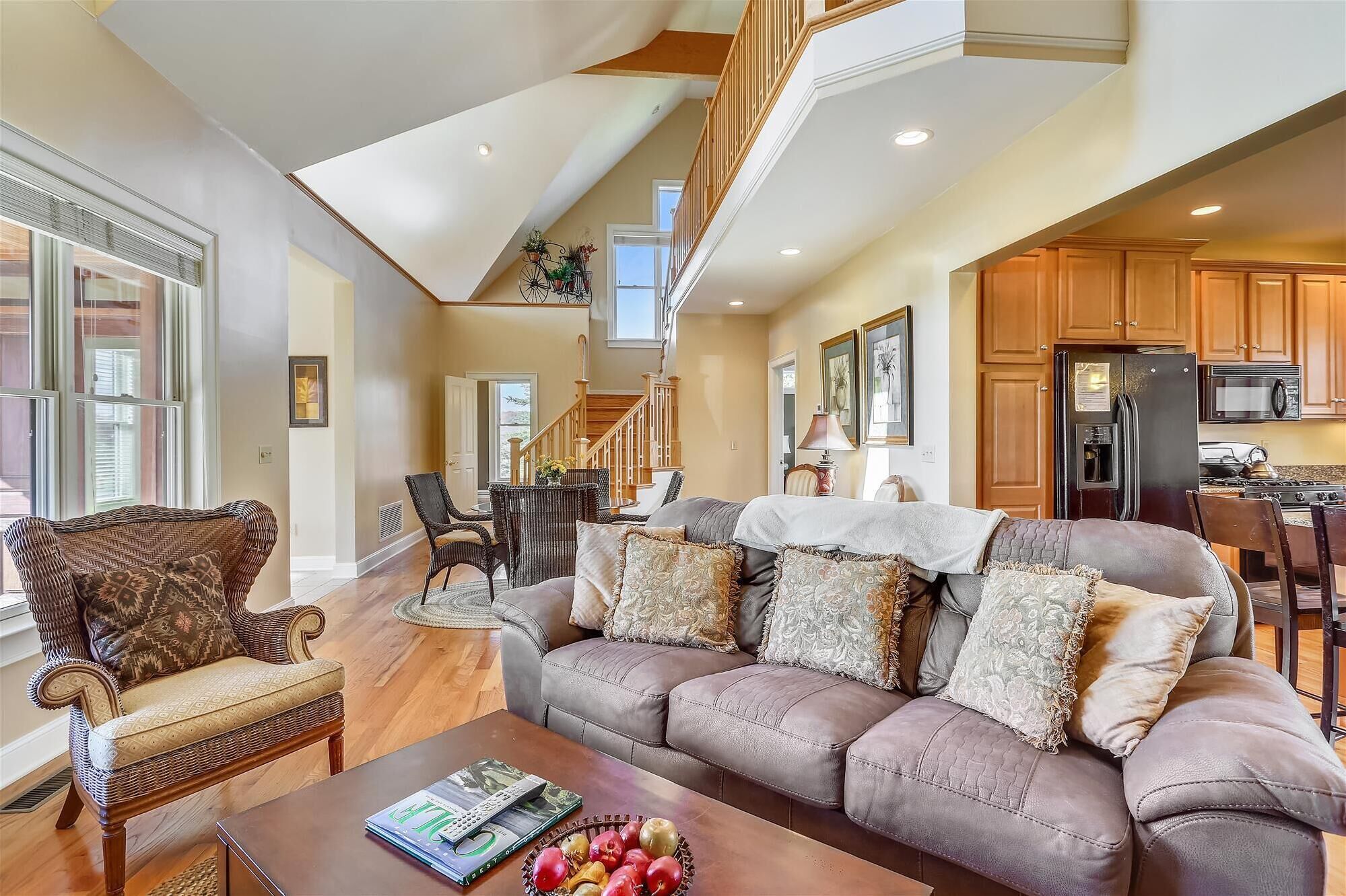 Smart TV, fireplace, DVD player